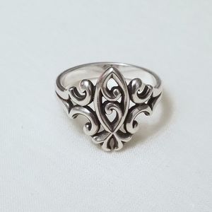 James Avery size 8 1/4 retired ichthus ring